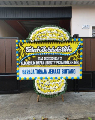 Papan Bunga Duka di Karangmekar